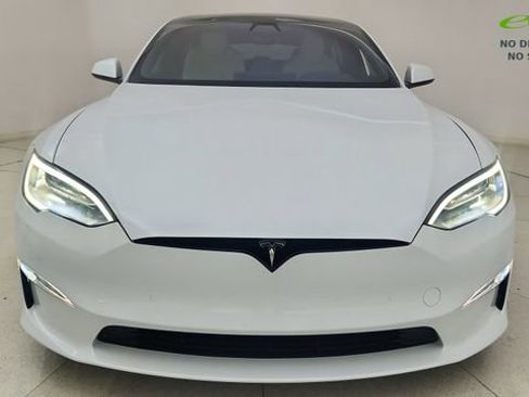 Used 2022 Tesla Model S AWD/4WD image 13