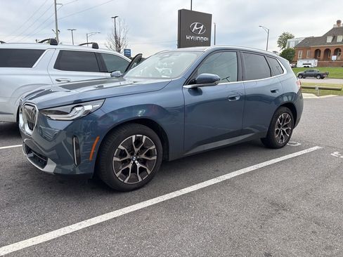 Used 2025 BMW X3 xDrive30i w/ Premium Package AWD/4WD image 1