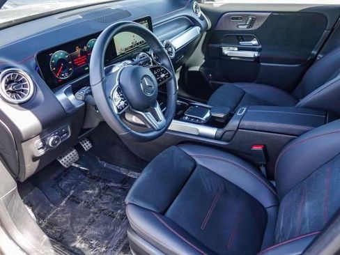 Used 2023 Mercedes-Benz EQB 350 4MATIC SUV image 17