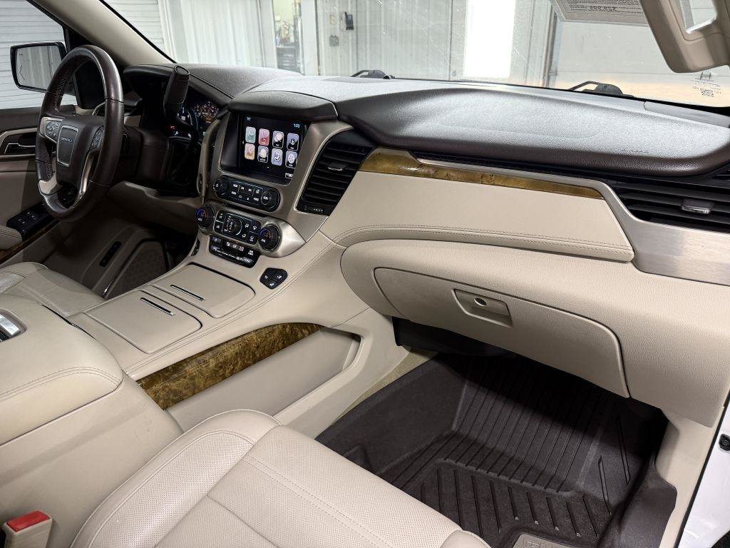 Used 2017 GMC Yukon XL Denali w/ Open Road Package AWD/4WD image 48
