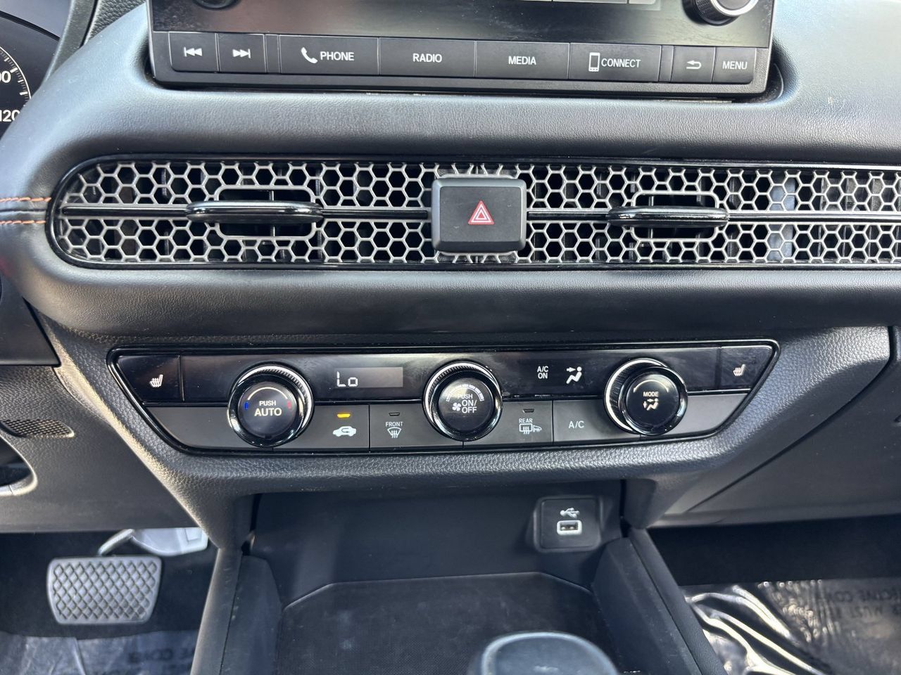 Certified 2025 Honda HR-V Sport image 22
