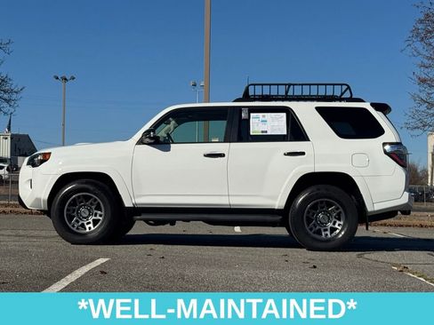 Used 2020 Toyota 4Runner SR5 image 4