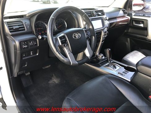 Used 2017 Toyota 4Runner Limited AWD/4WD image 10
