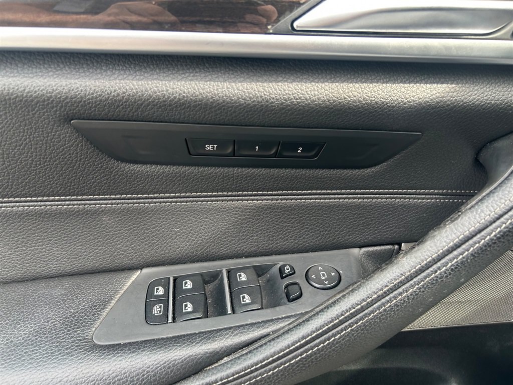 Used 2017 BMW 530i RWD image 12