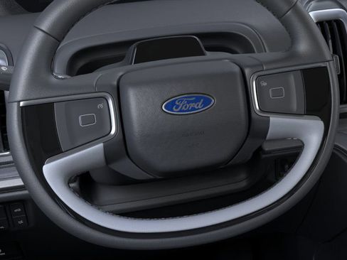 New 2025 Ford Expedition Platinum w/ Driver's Package image 12