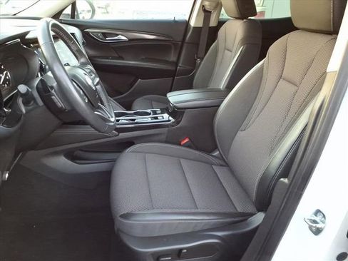 Used 2023 Buick Envision Preferred image 6