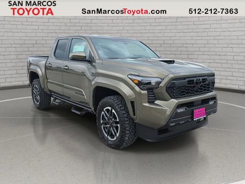 New 2026 Toyota Tacoma TRD Sport AWD/4WD image 3