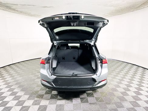 Used 2025 Chevrolet Equinox EV LT FWD image 30
