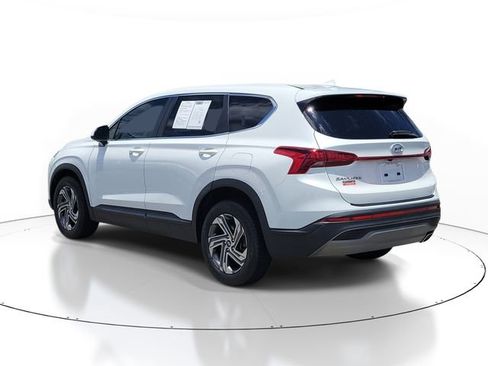 Used 2021 Hyundai Santa Fe SE FWD image 3