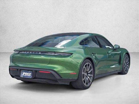 Used 2021 Porsche Taycan RWD image 4
