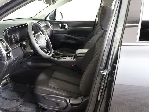 Used 2022 Kia Sorento LX FWD image 27