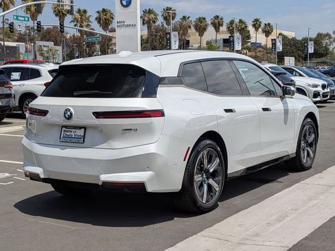 New 2026 BMW iX xDrive45 AWD/4WD image 6