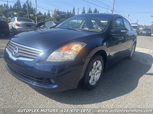 Used 2009 Nissan Altima Hybrid Sedan w/ Connection Pkg image 3