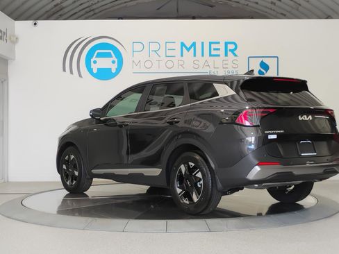 Used 2026 Kia Sportage LX w/ LX Convenience Package FWD image 3