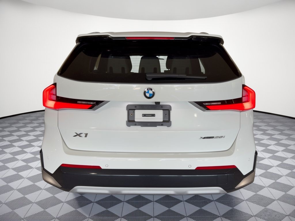 Certified 2023 BMW X1 xDrive28i w/ Premium Package AWD/4WD image 8