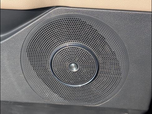 Used 2024 Ford Expedition Max Limited image 19