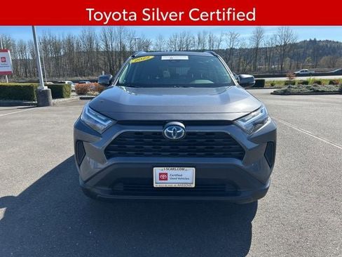 Used 2022 Toyota RAV4 XLE w/ Convenience Package AWD/4WD image 2