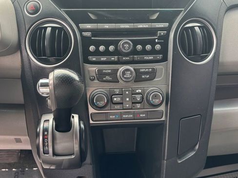Used 2015 Honda Pilot LX image 12