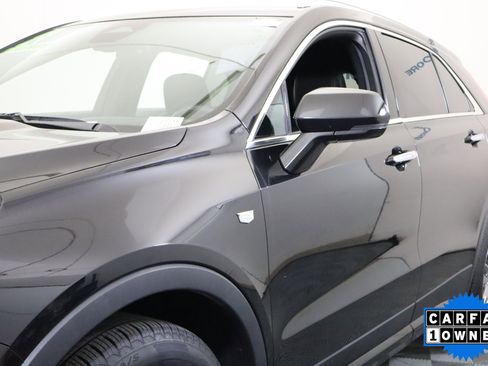 Used 2024 Cadillac XT4 Premium Luxury image 12