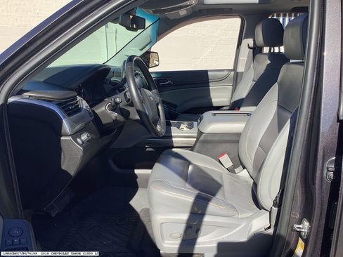 Used 2018 Chevrolet Tahoe LT w/ LT Signature Package image 13