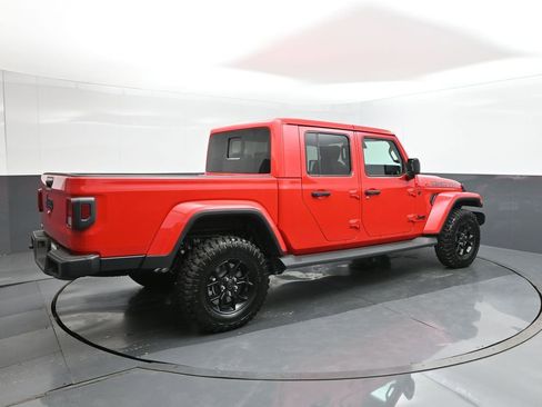 New 2025 Jeep Gladiator Sport image 15