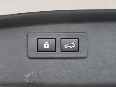 Used 2023 Subaru Outback Limited AWD/4WD image 32