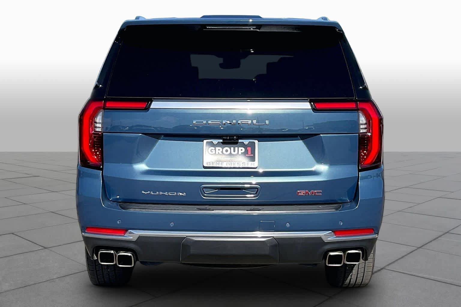Used 2025 GMC Yukon Denali w/ Denali Reserve Package AWD/4WD image 5