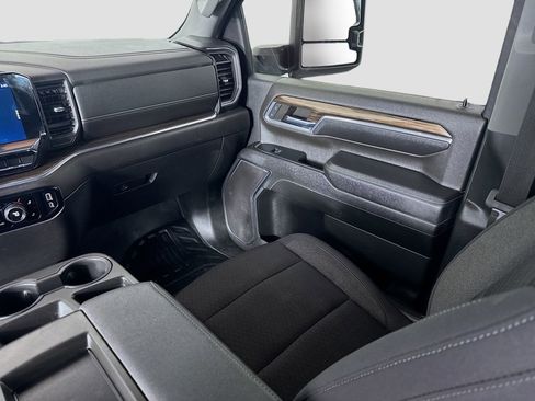 Used 2024 Chevrolet Silverado 3500 LT w/ Safety Package AWD/4WD image 23