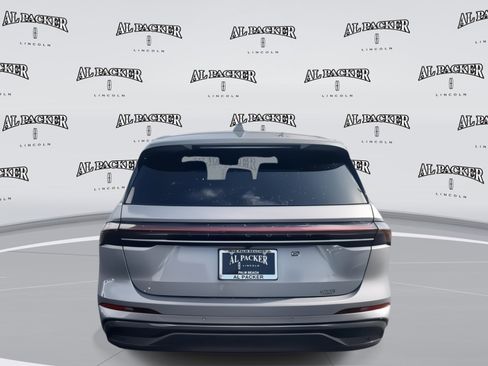 New 2025 Lincoln Nautilus Premier w/ Jet Appearance Package image 4