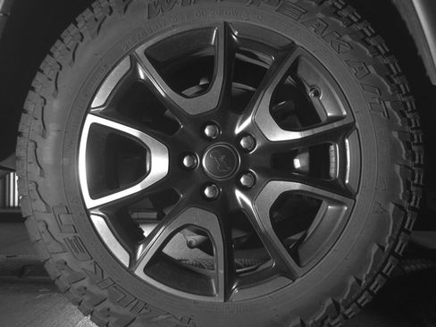 Used 2025 Jeep Compass Trailhawk AWD/4WD image 15