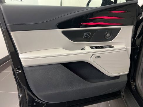 Used 2026 Lincoln Nautilus Premier w/ Equipment Group 102A image 32