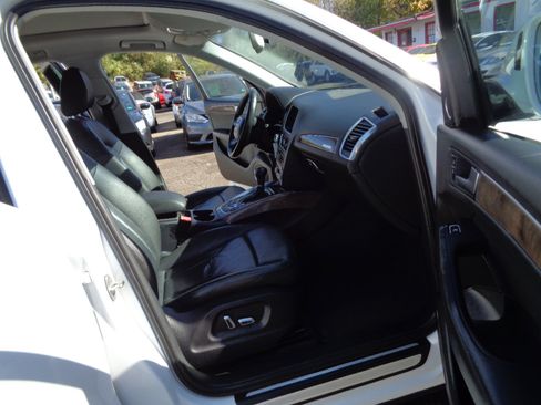 Used 2016 Audi Q5 2.0T Premium Plus w/ Technology Package image 16