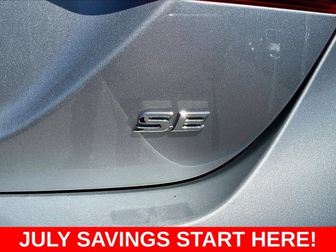 Used 2022 Toyota Camry SE FWD image 30