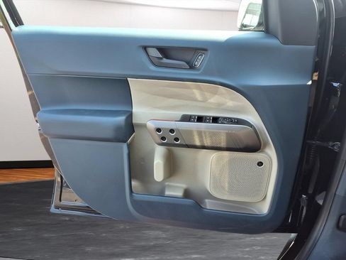 New 2026 Ford Maverick Lariat AWD/4WD image 17