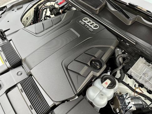 Used 2018 Audi Q7 3.0T Premium Plus w/ Premium Plus Package image 14