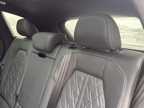 New 2026 Audi SQ5 Prestige AWD/4WD image 33