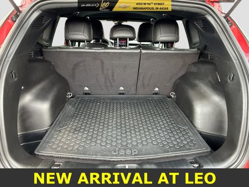 Used 2023 Jeep Compass Trailhawk w/ Trailhawk Convenience Group image 23