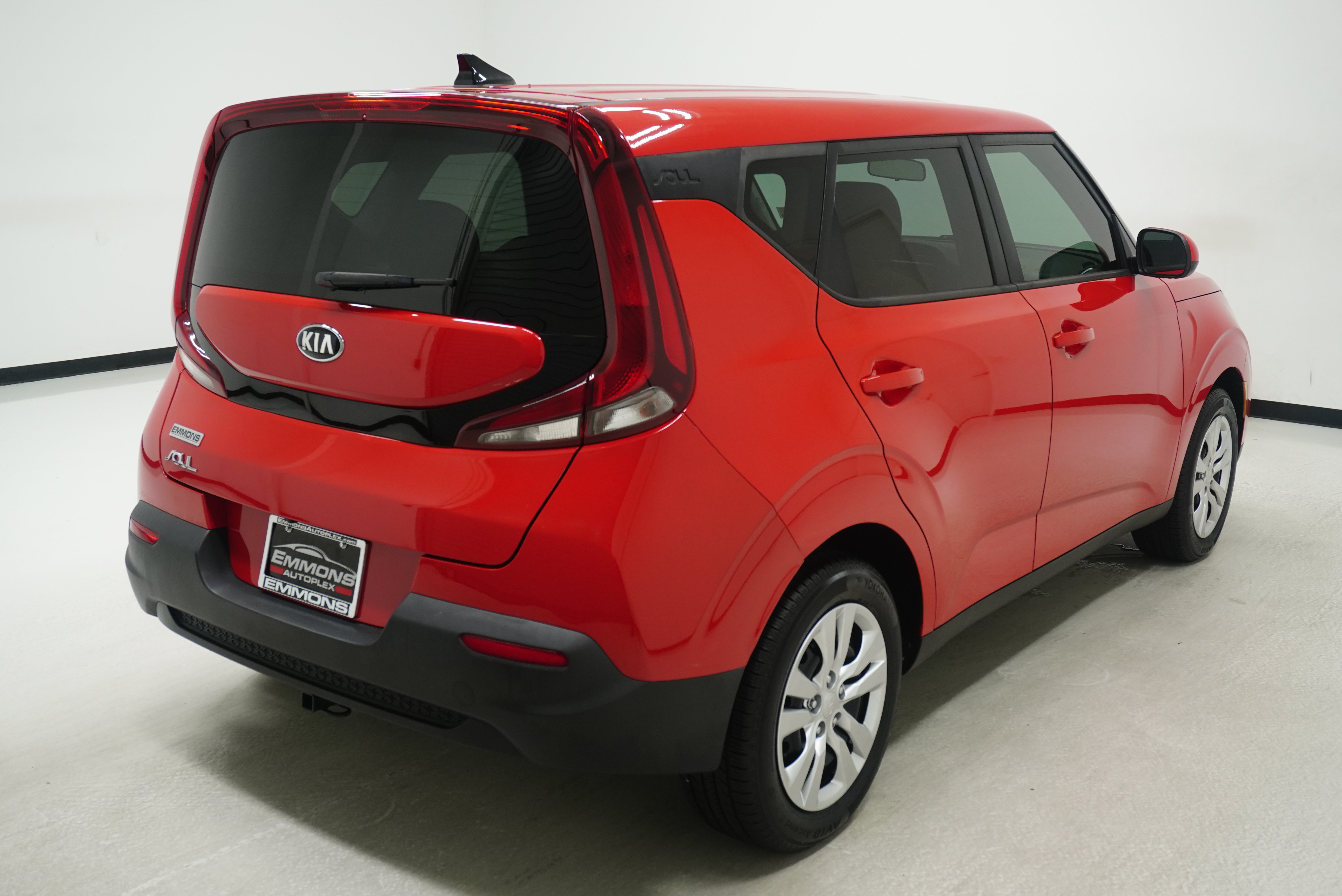 Used 2020 Kia Soul LX FWD image 4