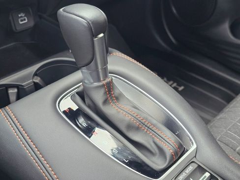 Certified 2025 Honda HR-V Sport image 36