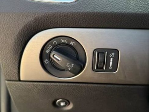 Used 2018 Dodge Durango SXT w/ 3rd Row Seating Group image 29