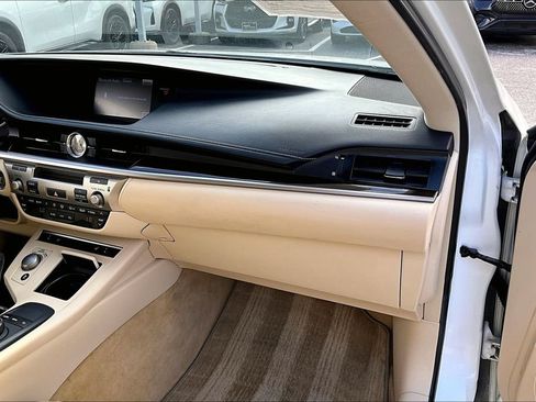 Used 2013 Lexus ES 350 w/ Premium Pkg FWD image 22