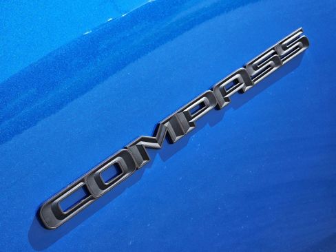 New 2026 Jeep Compass Latitude image 13