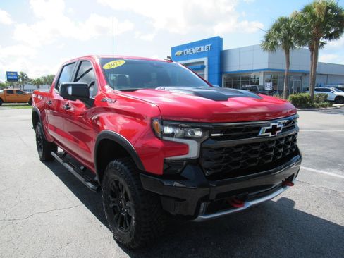 Used 2022 Chevrolet Silverado 1500 ZR2 AWD/4WD image 4