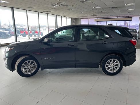 Used 2018 Chevrolet Equinox LS image 4