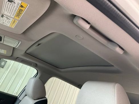 Used 2024 Honda CR-V EX image 7