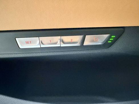 Used 2016 BMW 750i xDrive image 66