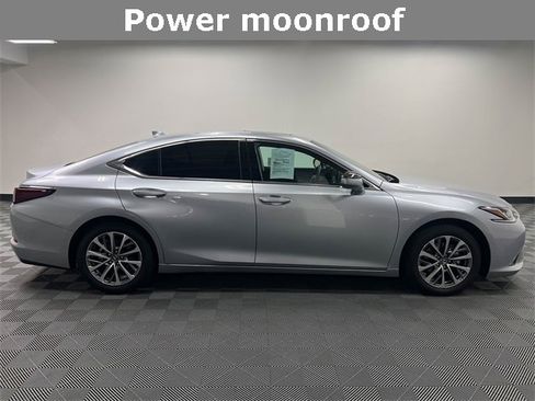 Certified 2025 Lexus ES 350 image 4