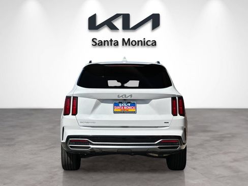 Certified 2023 Kia Sorento SX AWD/4WD image 5