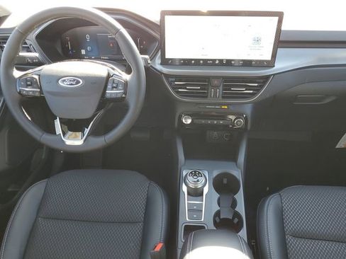 New 2026 Ford Escape SE w/ Class II Trailer Tow Package image 25