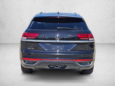 Used 2021 Volkswagen Atlas Cross Sport SEL FWD image 7